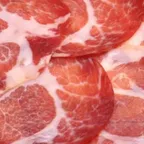 Coppa — charcuterie italienne servie à la coupe au marché