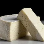 Pane del Pastore — fromage italien servi à la coupe au marché